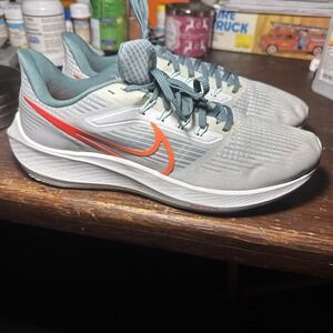 Nike Mens Air Zoom Pegasus 39 DH4071-003 Gray Running Shoes Sneakers Size 10
